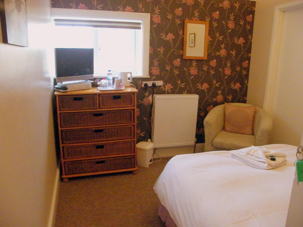 Royal Yeoman B&B Frampton  Habitación foto