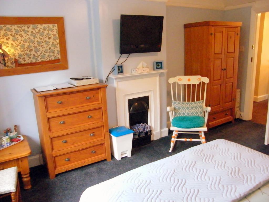 Royal Yeoman B&B Frampton  Habitación foto